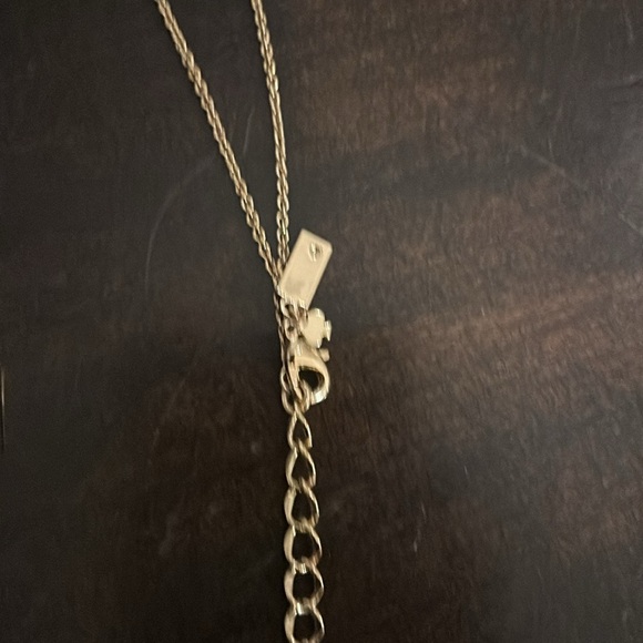 Kate Spade ♠️ necklace. In gold tone. Great details! Excellent condition! - Picture 4 of 6